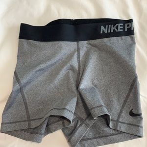 Nike Pro athletic short